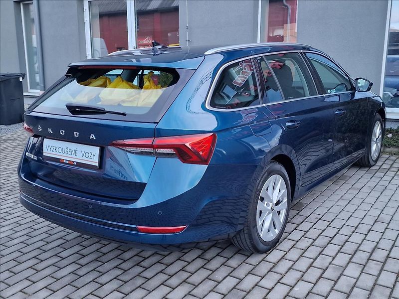 Škoda Octavia 2.0 TDi Style,původ ČR,1.Maj. - fotka 10 z 50