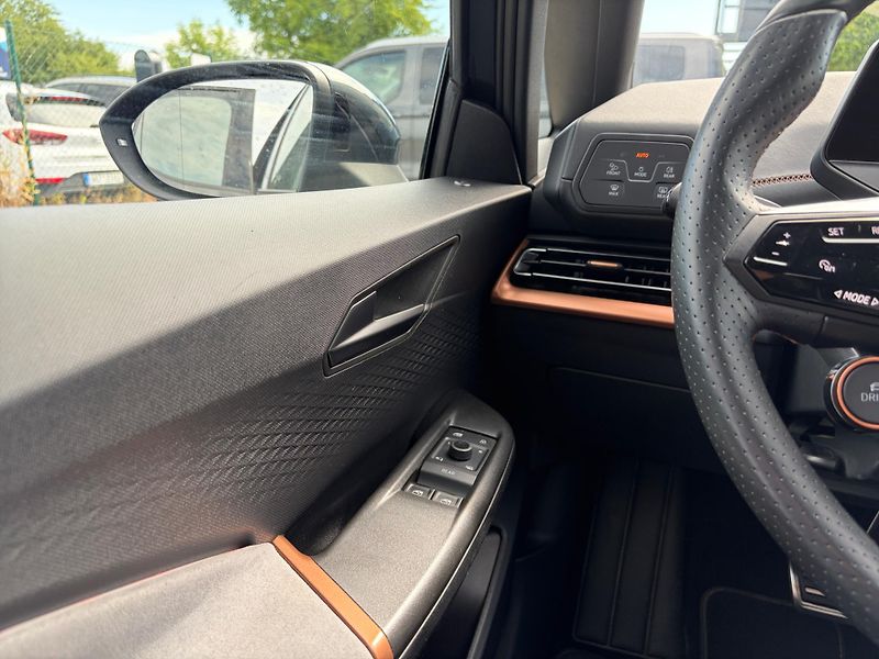 Cupra Born (2023) BEV 58kWh 170kW CZ DPH - fotka 11 z 11