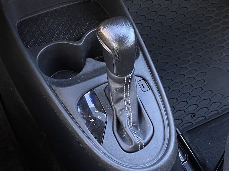 Toyota Aygo 1.0i, ČR, Comfort, automat - fotka 13 z 16
