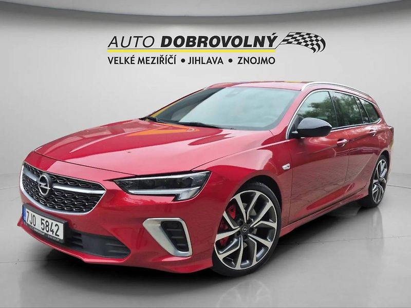 Opel Insignia GSi Sports Tourer F 2.0 SHT & - fotografie inzerátu