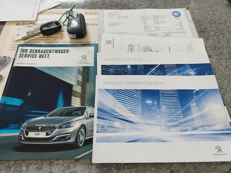 Peugeot 308 (2018) 1,2I,81KW,1.ROK ZÁRUKA,NAJ.54t - fotka 32 z 36