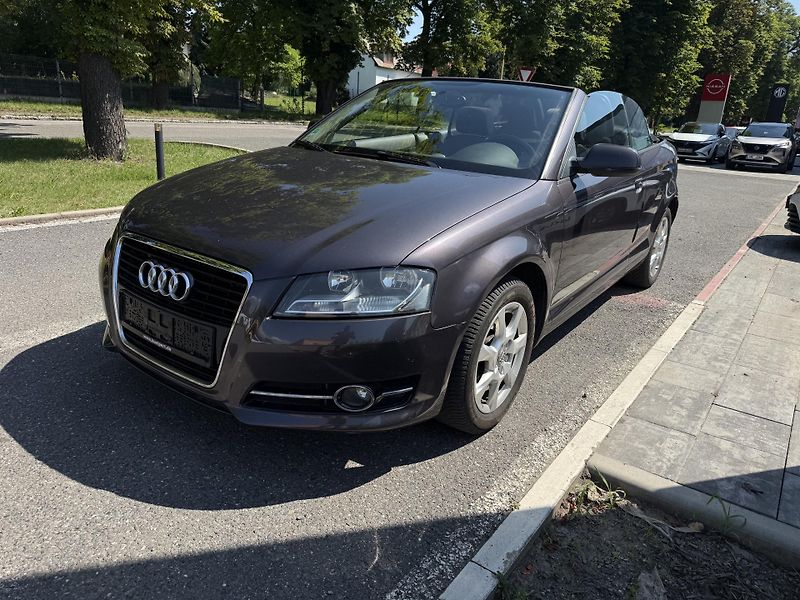 Audi A3 1.6i 77kW - fotka 3 z 9