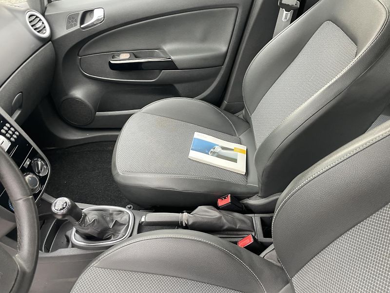 Opel Corsa 1.2i 80PS 141000KM KLIMA STK!! - fotka 106 z 169