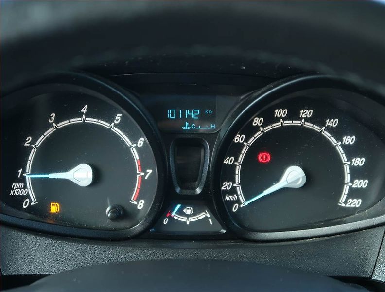 Ford Tourneo Courier (2019) Trend 1.0 EcoBoost, 5Míst, ČR - fotka 11 z 16