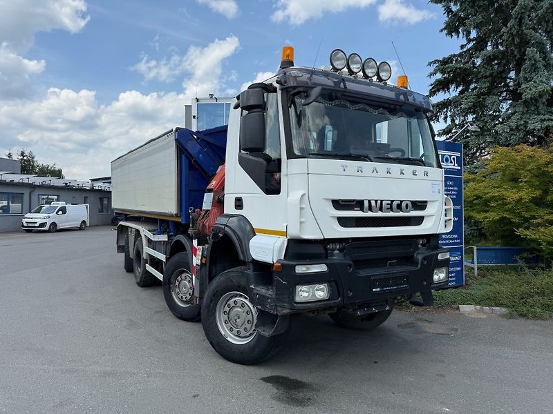 Iveco Trakker AD410 T45 8x8 + HMF 16 - fotka 2 z 19