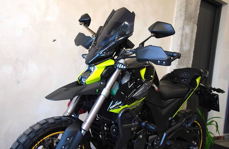 Zontes U 125 (2022) Hyper Trail - původ ČR, po 1. - fotka 17 z 20