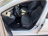 Toyota Corolla 1,5i 92kW manual navi. závěs - náhled 12