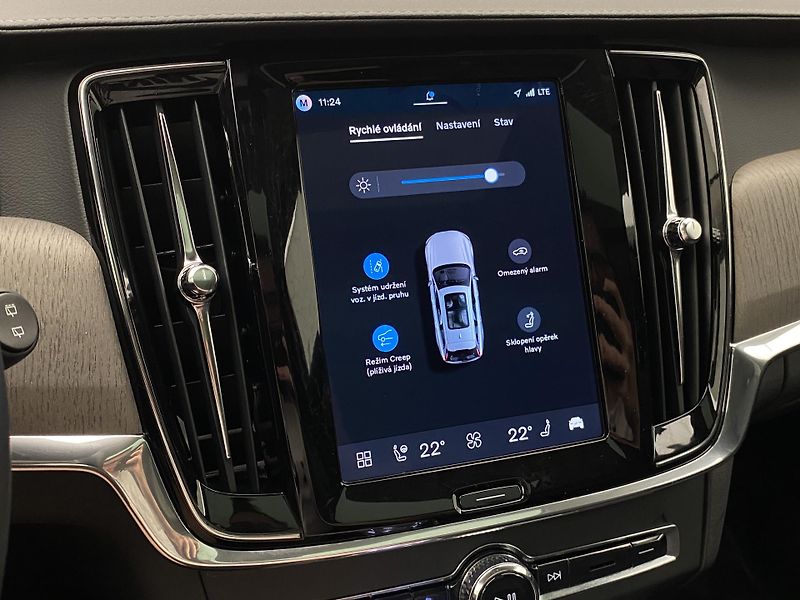 Volvo V90 T8 AWD RECHARGE DARK ULTRA CZ - fotka 49 z 69