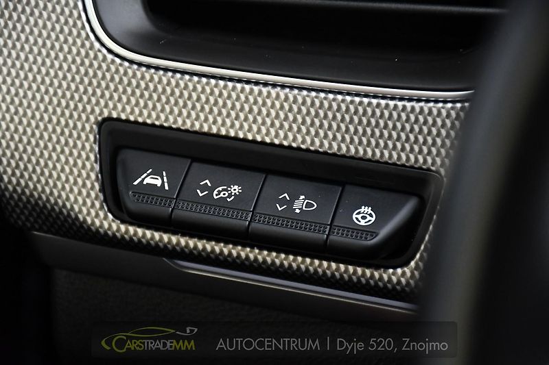 Renault Arkana 1.6E-TECH  - fotka 26 z 50