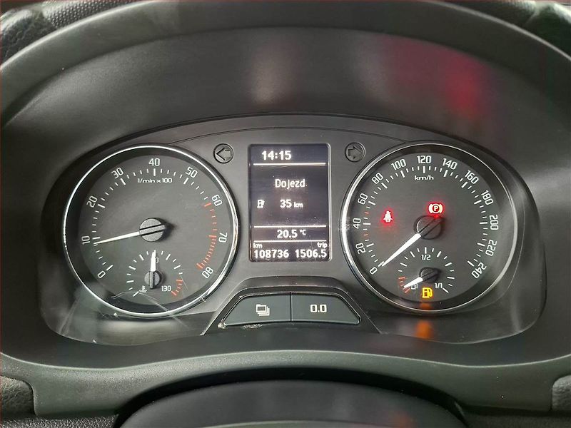 Škoda Fabia (2012) 1.2 12V - fotka 11 z 13