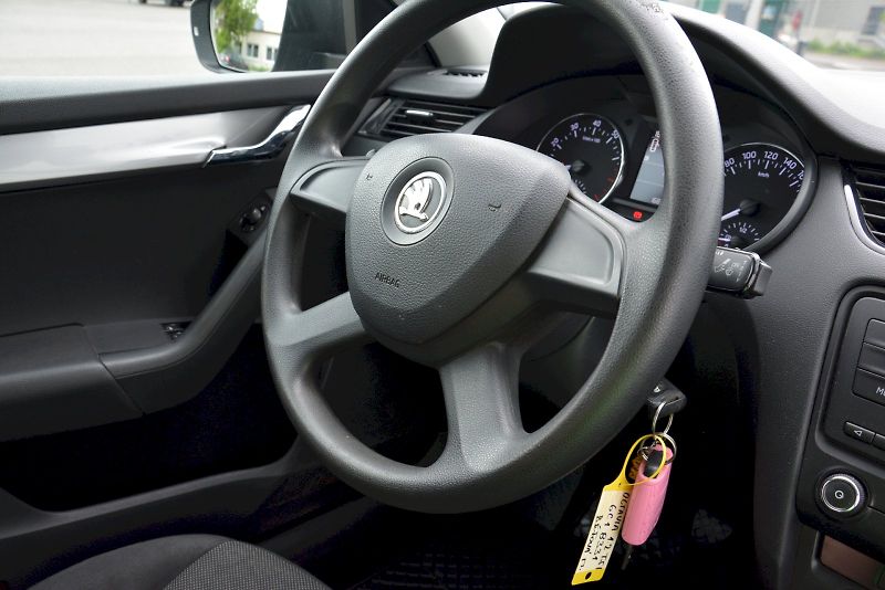 Škoda Octavia (2013) 1.2 TSI 77 kW Active - fotka 17 z 20