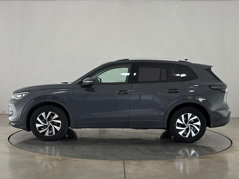 Volkswagen Tiguan People DSG - fotka 3 z 31