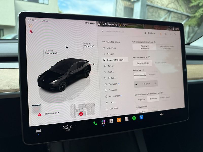 Tesla Model Y Long Range AWD Tažné / záruka - fotka 19 z 40