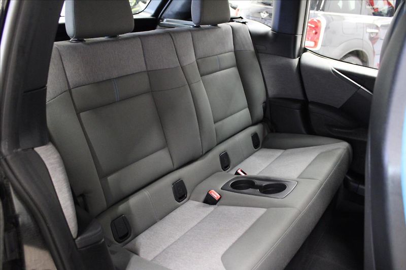 BMW i3 0,7 REX 60AH 125KW - fotka 13 z 30