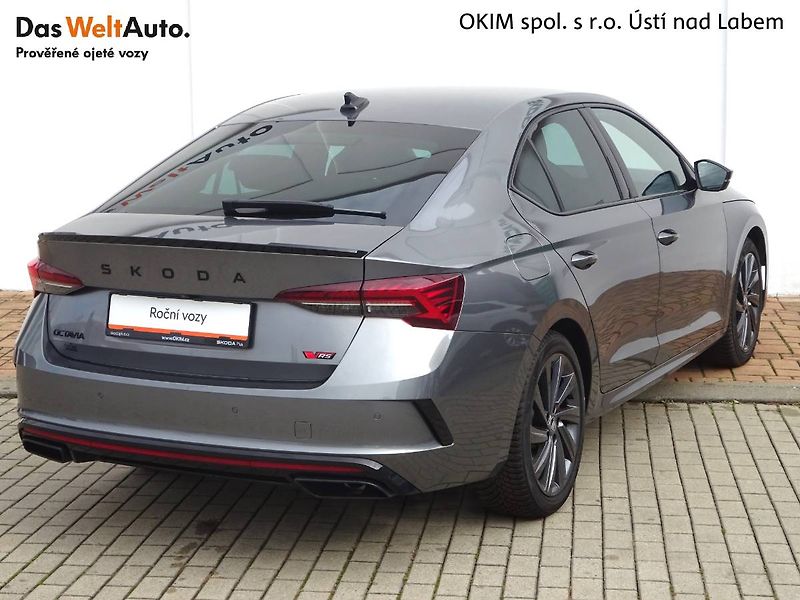 Škoda Octavia (2025) 2,0TSi /195kW RS DSG - fotka 2 z 28