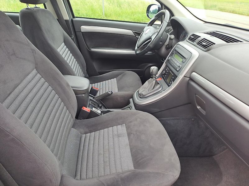 Fiat Croma (2010) 1.9 JTD KLIMA TAŽNÉ - fotka 14 z 31