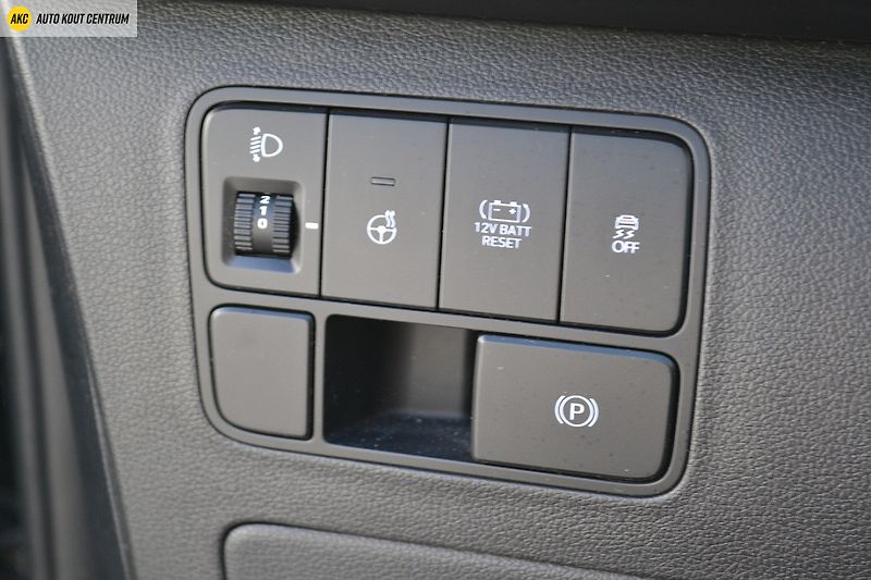 Hyundai Staria 1.6T-GDI HEV 225 PREMIUM EXECU - fotka 61 z 66