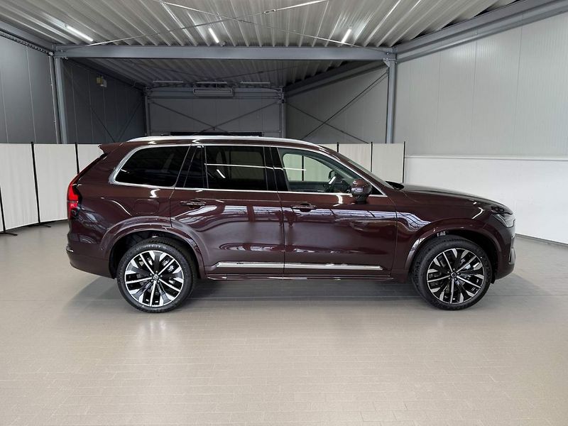 Volvo XC90 (2026) B5 2.0L 250+14k AT8 AWD PLUS D - fotka 5 z 6