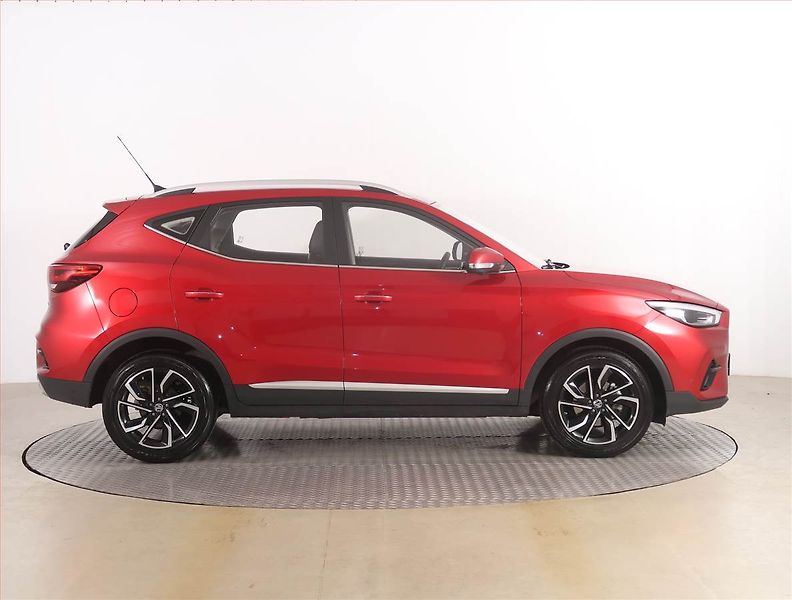 MG ZS (2025) 1.5, Serv.kniha, Kůže, Navi - fotka 6 z 20