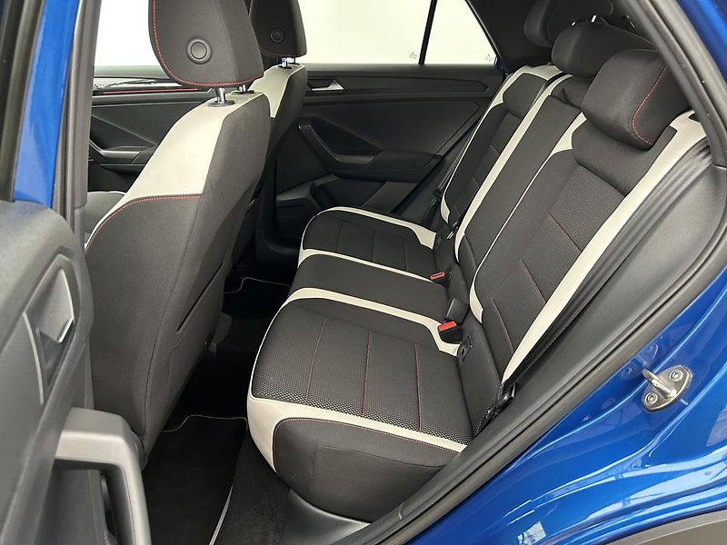Volkswagen T-Roc 2.0 TSI 4x4 Highline - fotka 7 z 25