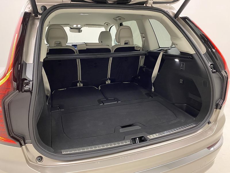 Volvo XC90 (2026) B5 AWD AUT BRIGHT PLUS 7míst - fotka 5 z 71