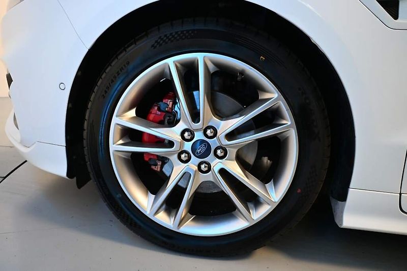 Ford S-MAX (2020) 2.0 ST-LINE 7 Míst LED ACC Web - fotka 36 z 38