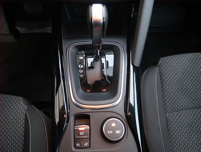 Renault Kadjar (2017) 1.2 TCe, Automat, ČR,1.maj - fotka 13 z 20