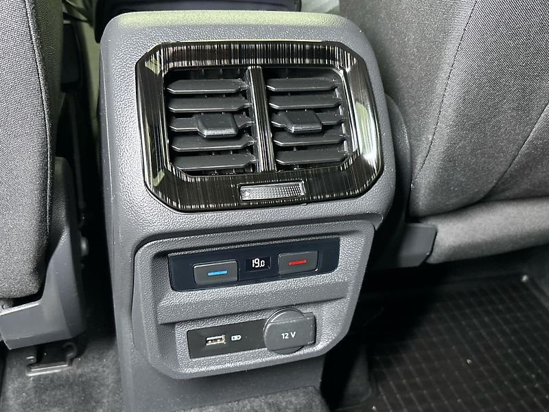Volkswagen Tiguan Highline 4MOT DSG - fotka 22 z 30