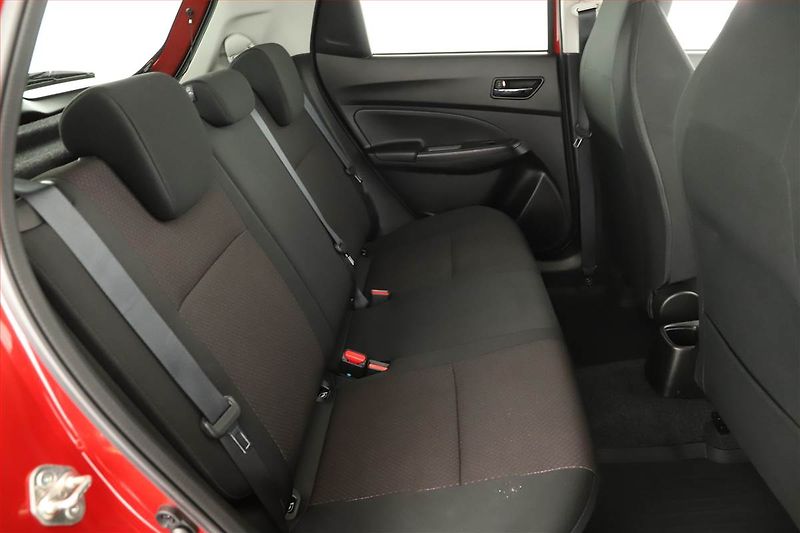 Suzuki Swift (2022) 1.4 BoosterJet Sport - fotka 7 z 16
