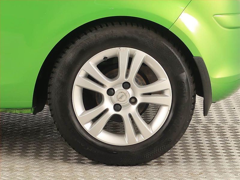 Opel Corsa (2012) 1.2, Automat, Serv.kniha - fotka 15 z 19