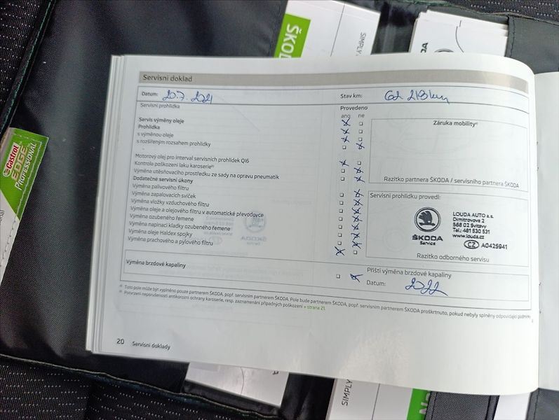 Škoda Rapid 1,2 TSi Aut.klima Navigace - fotka 37 z 38