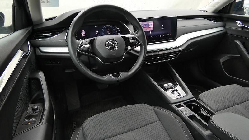 Škoda Octavia 2,0 TDI 85kW Style DSG - fotka 5 z 23