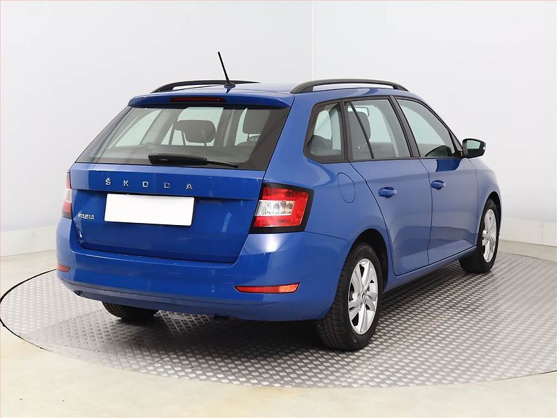 Škoda Fabia (2021) 1.0 TSI, ČR,1.maj, Serv.kniha - fotka 5 z 13