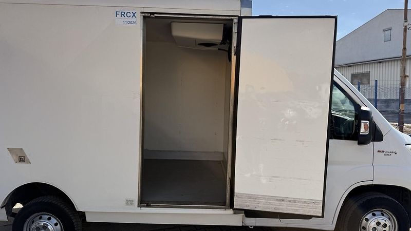 Fiat Ducato (2018) 2,3JTD, CHLADÁK ,VELICE PĚKNÝ - fotka 24 z 32