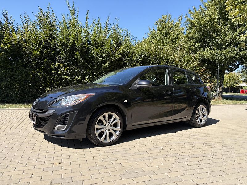 Mazda 3 1.6 90th Anniversary - fotka 4 z 29