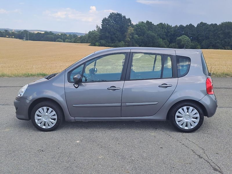 Renault Modus 1.2i 2xKOLA PĚKNÝ STAV - fotka 8 z 31