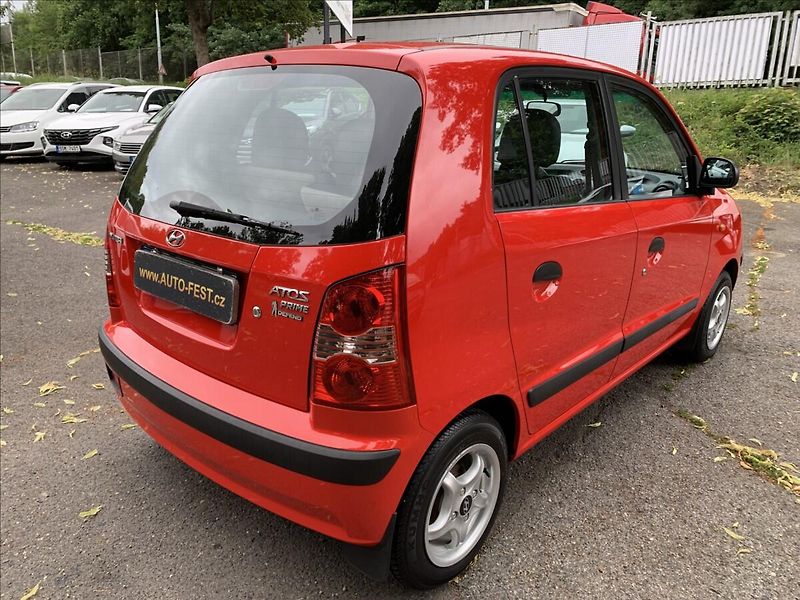 Hyundai Atos 1,1 i,ČR,1.MAJ - fotka 8 z 16