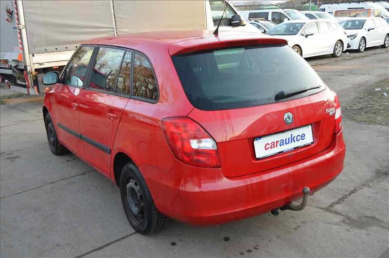 Škoda Fabia (2010) COMBI II.1,2 TSI - fotka 6 z 25