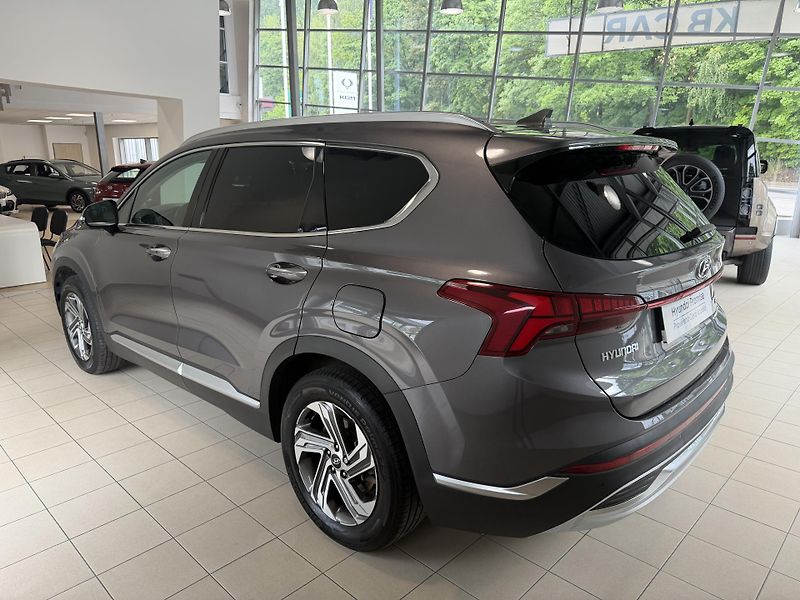 Hyundai Santa Fe (2021) 2.2CRDi 148kW Style 4x4 - fotka 6 z 20