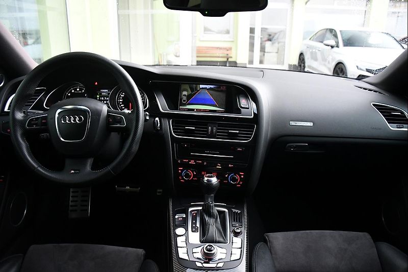 Audi RS 5 4.2 V8 B&O PO VELKÉM SERVISE  - fotka 6 z 45