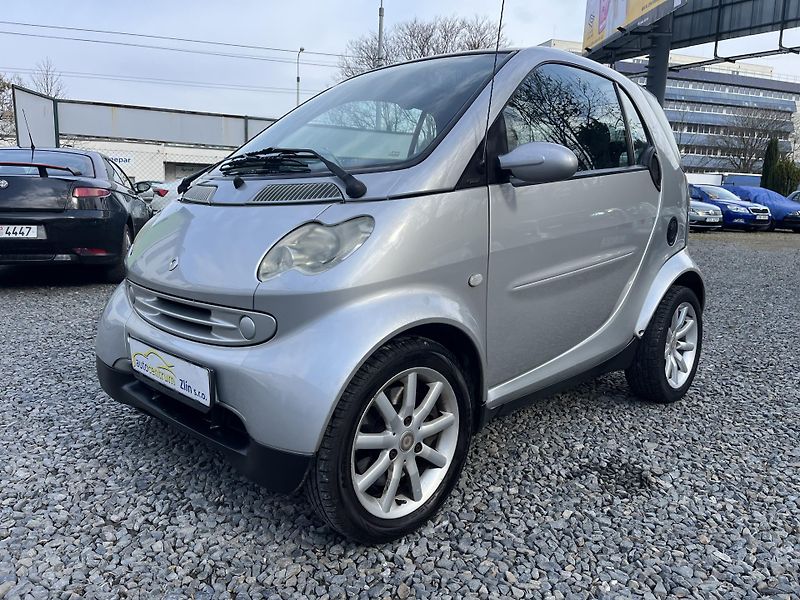 Smart Fortwo (2004) 0,8 CDi 30 Kw AUT. - fotka 3 z 11