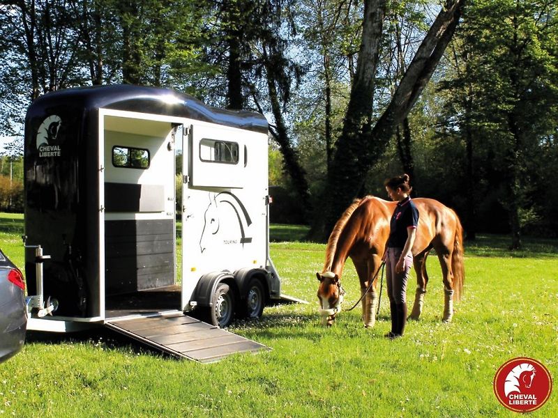 Cheval Liberté (2026) TOURING ONE modrý,přední rampa - fotka 34 z 38