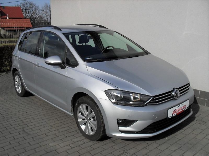 Volkswagen Golf Sportsvan 1,6 TDI Tempomat ALU kola PDC - fotka 7 z 35