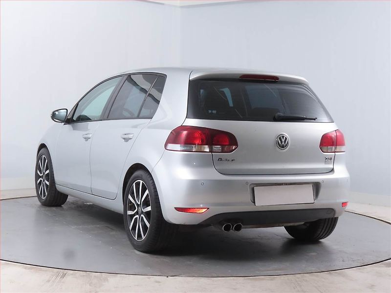Volkswagen Golf (2010) Highline 1.4 TSI, Automat - fotka 4 z 14