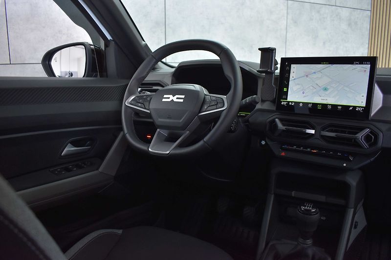 Dacia Bigster JOURNEY 1.2 TCe HYBRID-G 140 - fotka 8 z 48