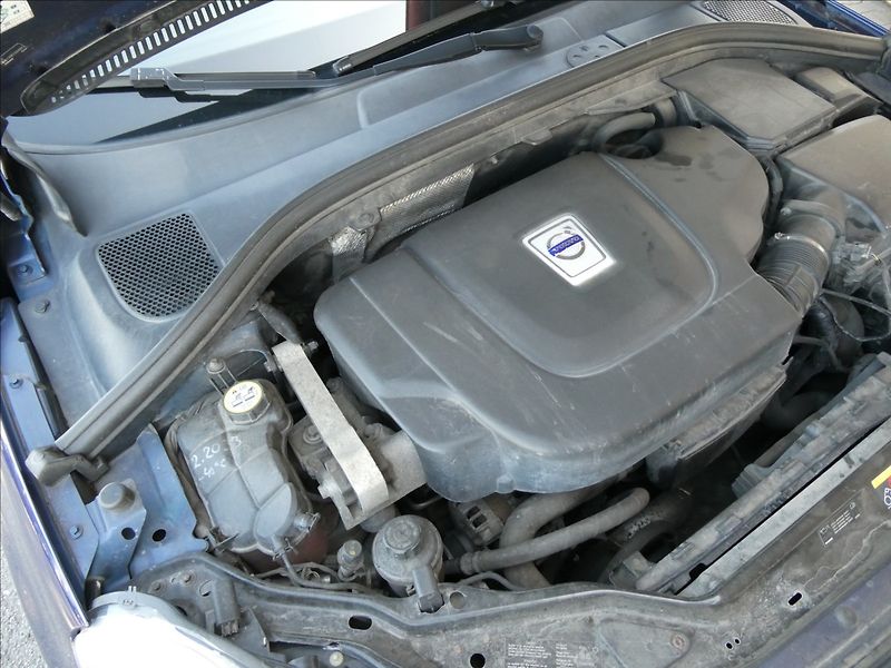 Volvo XC60 2,4 D5 Ocean Race AWD 158kW - fotka 36 z 51