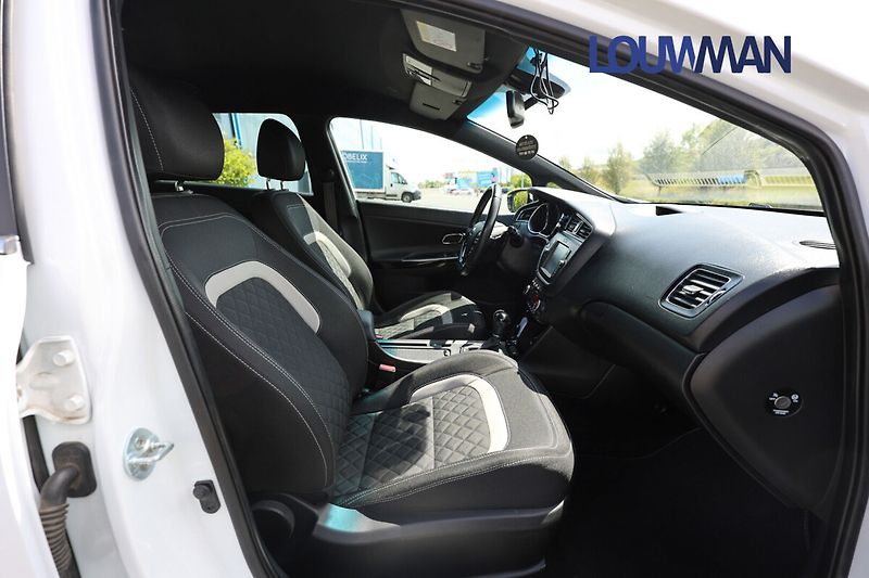 Kia Ceed AT GT LINE SW - fotka 10 z 18