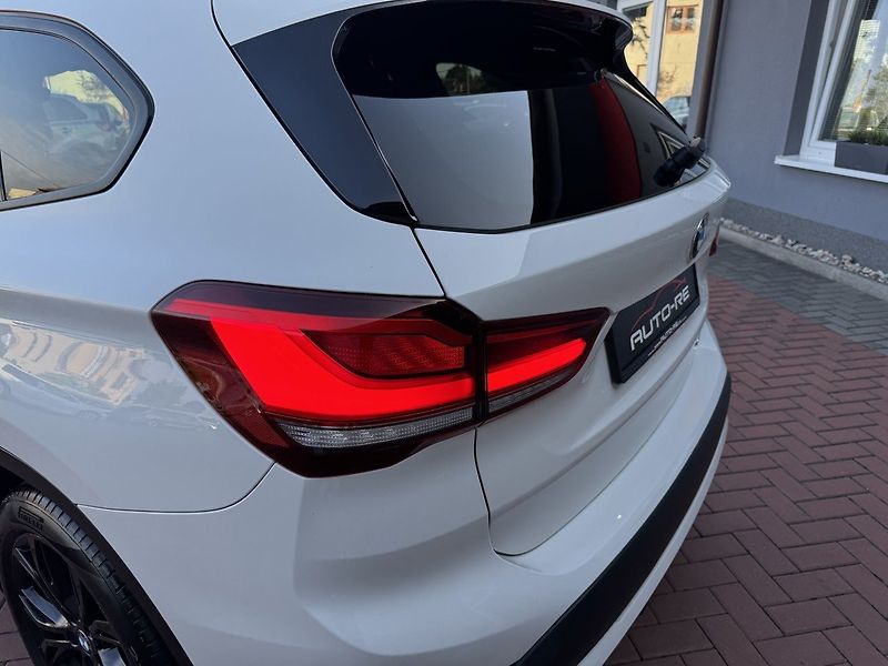 BMW X1 (2020) 2.0d Xdrive Navi 4x4 LED - fotka 43 z 50