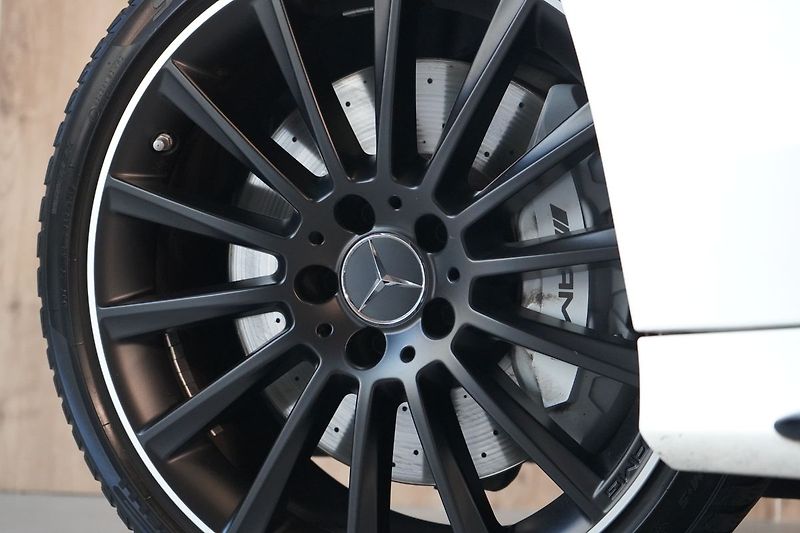 Mercedes-Benz Třídy C C43 AMG 4MATIC, Ventilace, HUD - fotka 14 z 47