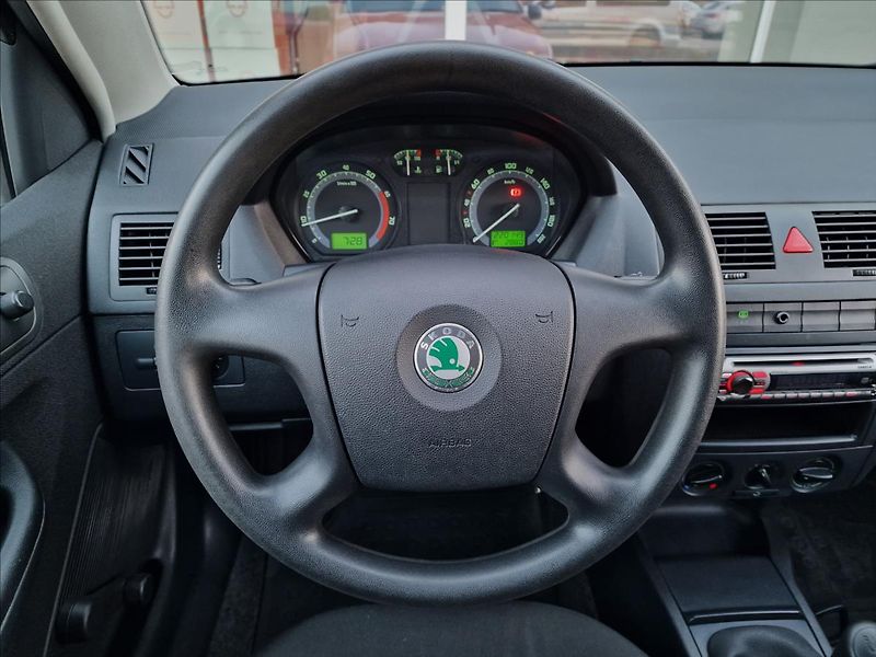 Škoda Fabia 1.2i 47kW,původ ČR - fotka 21 z 39